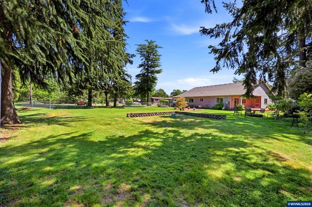 25757 SE Frog Pond Ln, Eagle Creek, OR 97022