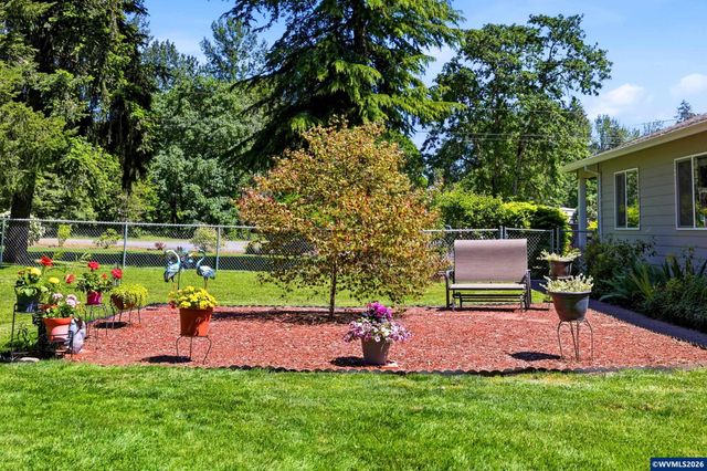 25757 SE Frog Pond Ln, Eagle Creek, OR 97022