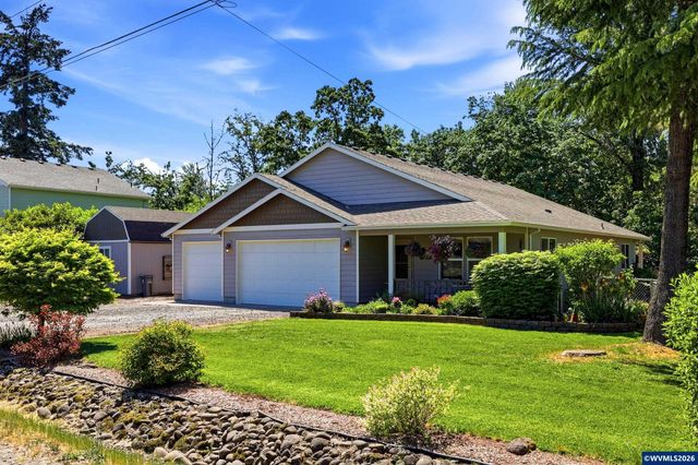 25757 SE Frog Pond Ln, Eagle Creek, OR 97022