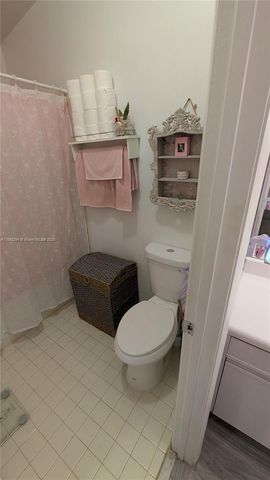 1025 SW 113th Ter, Pembroke Pines, FL 33025