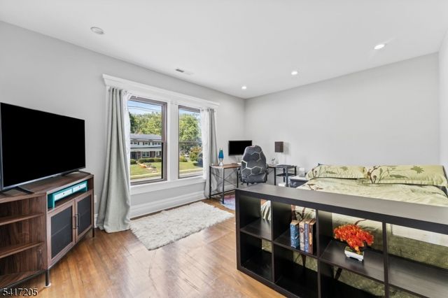 283 Orange Rd, Montclair Twp., NJ 07042