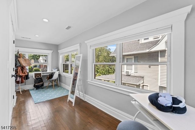 283 Orange Rd, Montclair Twp., NJ 07042