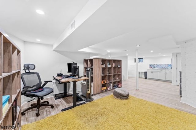 283 Orange Rd, Montclair Twp., NJ 07042