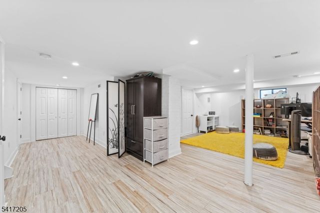 283 Orange Rd, Montclair Twp., NJ 07042