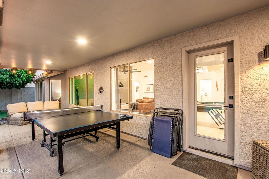 Image 20 of property listing at 548 W MICHELLE Drive, Phoenix, AZ 85023