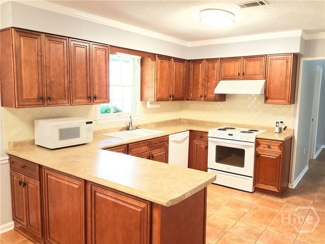 902 Penn Waller Road, Savannah, GA 31410