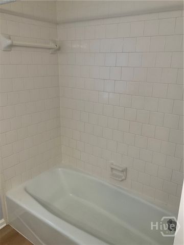 902 Penn Waller Road, Savannah, GA 31410