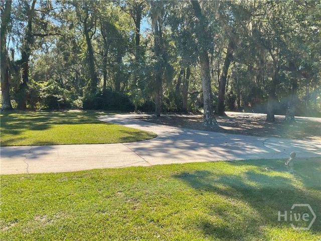 902 Penn Waller Road, Savannah, GA 31410