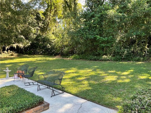 902 Penn Waller Road, Savannah, GA 31410