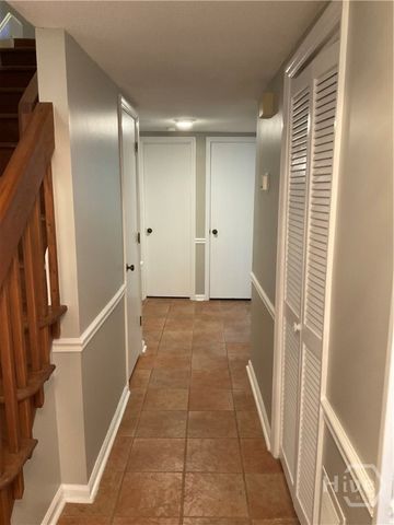 902 Penn Waller Road, Savannah, GA 31410