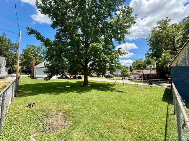 1202 N Third Street, Boonville, IN 47601