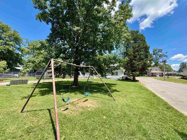 1202 N Third Street, Boonville, IN 47601