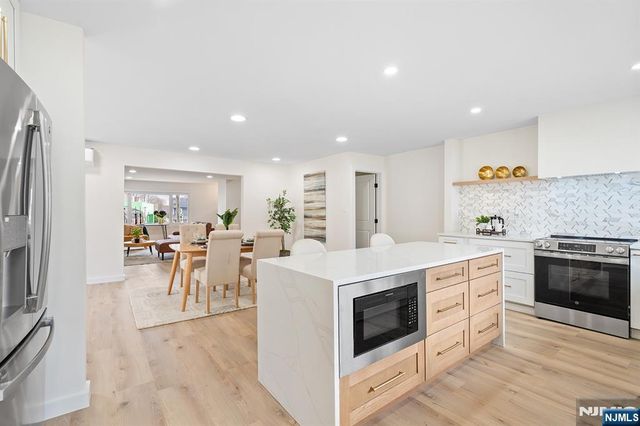 290 Queen Anne Road, Teaneck, NJ 07666