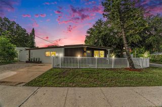 4016 W MANGO AVENUE, Tampa, FL 33616