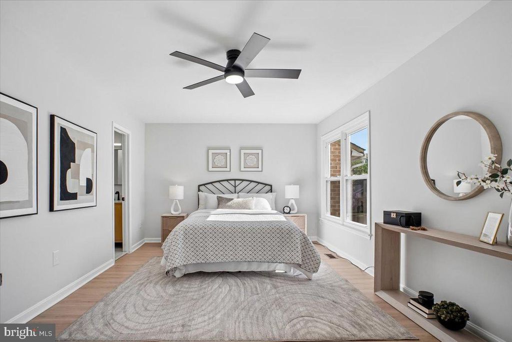 Image 19 of property listing at 4815 CLOISTER DR, Rockville, MD 20852