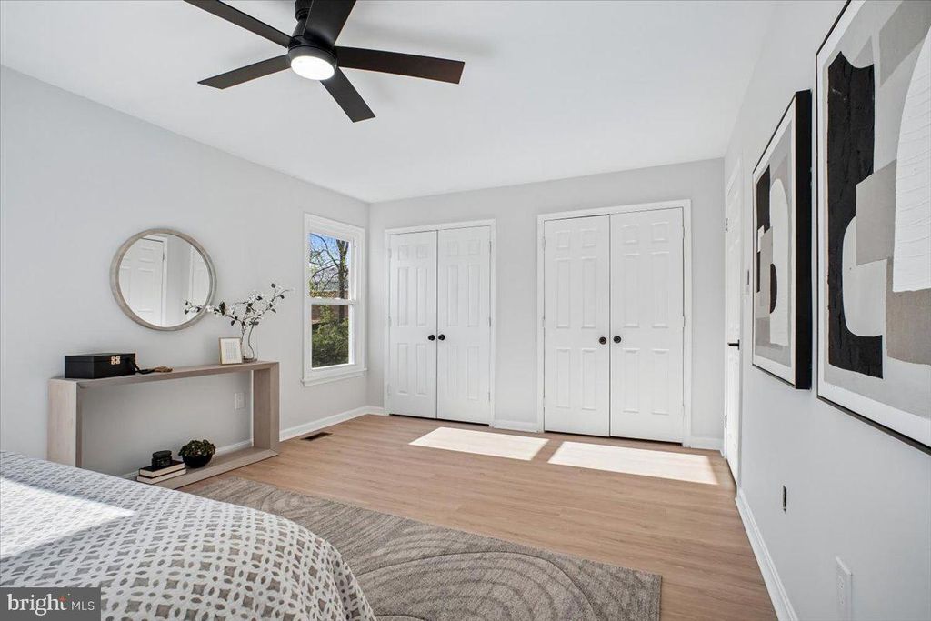 Image 21 of property listing at 4815 CLOISTER DR, Rockville, MD 20852