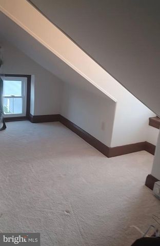 26 S CHESTNUT ST, Boyertown, PA 19512