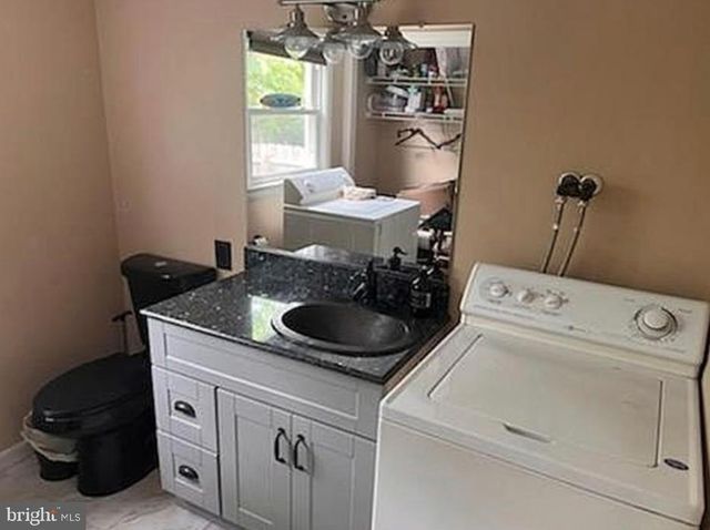 26 S CHESTNUT ST, Boyertown, PA 19512