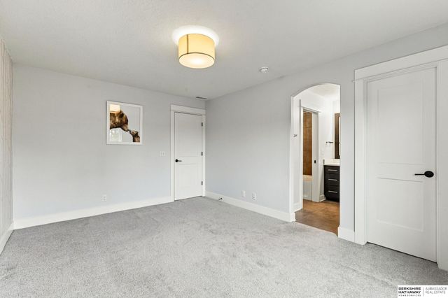 2393 S 218th Avenue, Elkhorn, NE 68022