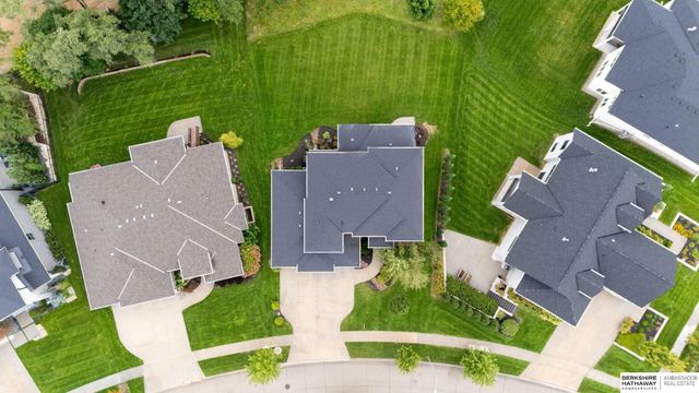 2393 S 218th Avenue, Elkhorn, NE 68022