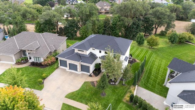 2393 S 218th Avenue, Elkhorn, NE 68022