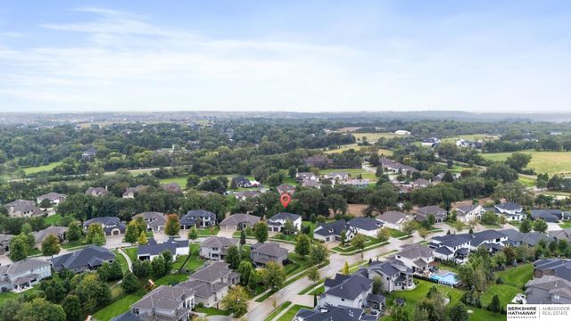 2393 S 218th Avenue, Elkhorn, NE 68022