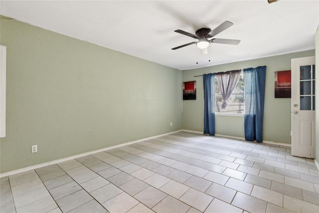 3104 Avenue L, Fort Worth, TX 76105