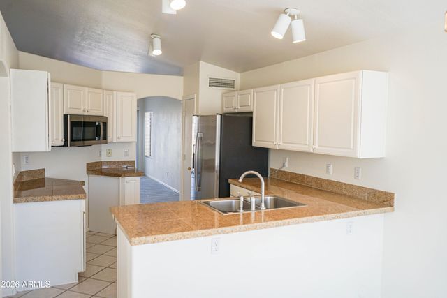 778 E PARK Avenue, Chandler, AZ 85225