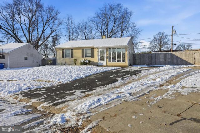 44 WARDOR AVE, New Castle, DE 19720