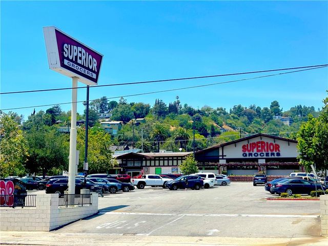 364 Crane Blvd. Boulevard, Los Angeles, CA 90065