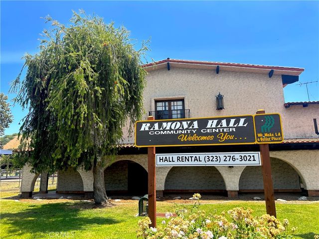 364 Crane Blvd. Boulevard, Los Angeles, CA 90065
