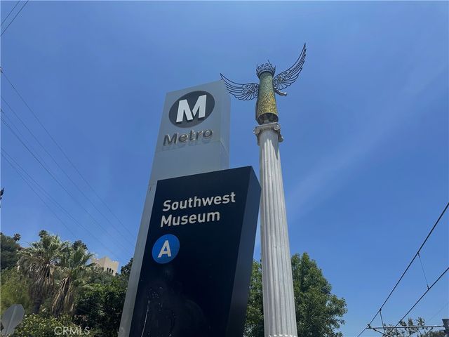 364 Crane Blvd. Boulevard, Los Angeles, CA 90065