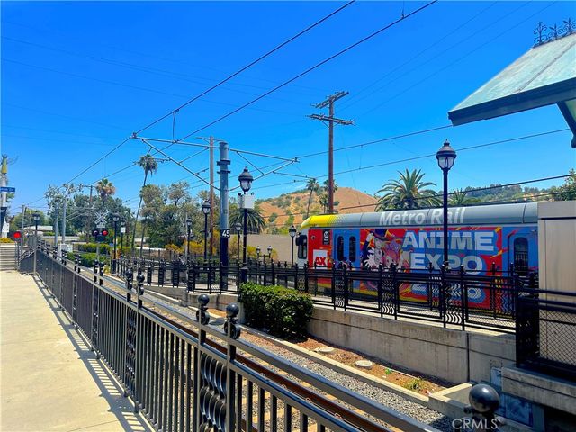 364 Crane Blvd. Boulevard, Los Angeles, CA 90065