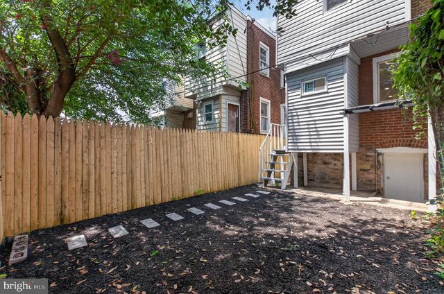 4845 D ST, Philadelphia, PA 19120