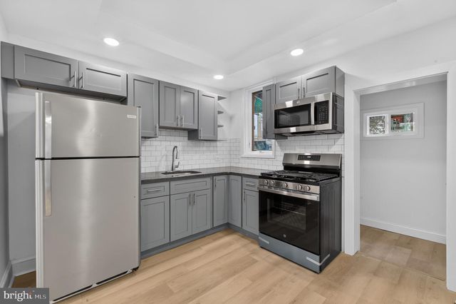4845 D ST, Philadelphia, PA 19120