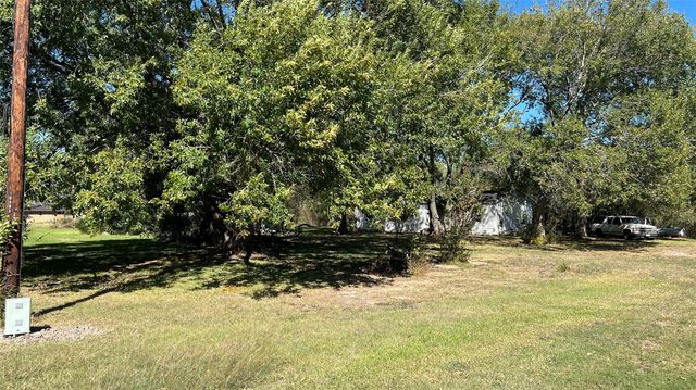 10111 Oberrender Road, Fairchilds, TX 77461