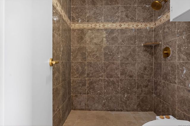 3678 Hidden Dr Apt 1401, San Antonio, TX 78217