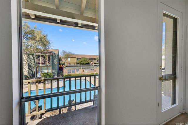 3678 Hidden Dr Apt 1401, San Antonio, TX 78217