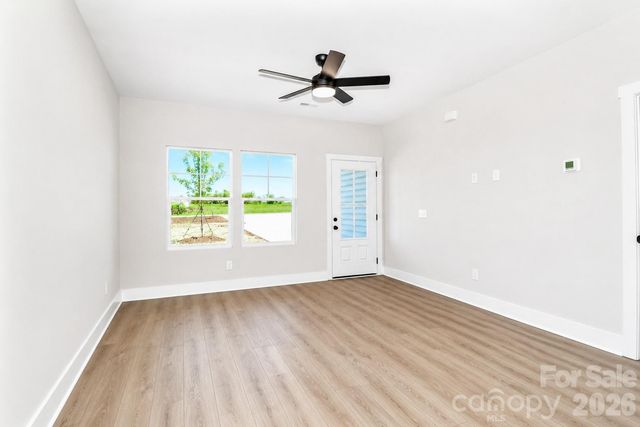 103 SIXTH Avenue SE, Hildebran, NC 28602