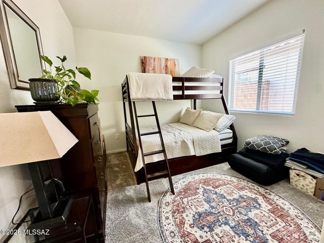 879 W Calle El Acuario, Sahuarita, AZ 85629
