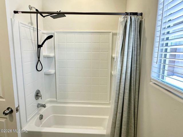 879 W Calle El Acuario, Sahuarita, AZ 85629