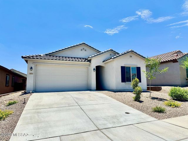 879 W Calle El Acuario, Sahuarita, AZ 85629