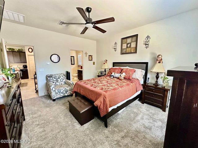 879 W Calle El Acuario, Sahuarita, AZ 85629