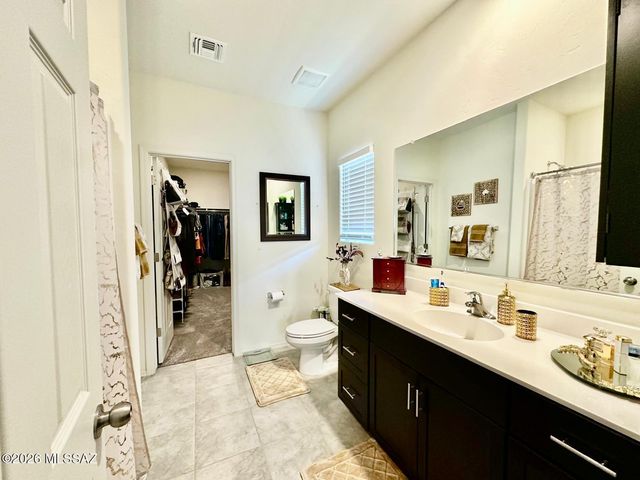 879 W Calle El Acuario, Sahuarita, AZ 85629