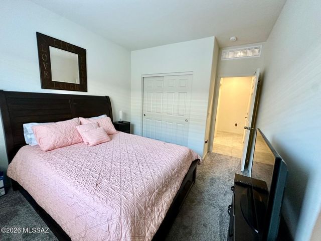 879 W Calle El Acuario, Sahuarita, AZ 85629