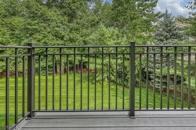 1202 Whitney Lane, Allendale Boro, NJ 07401