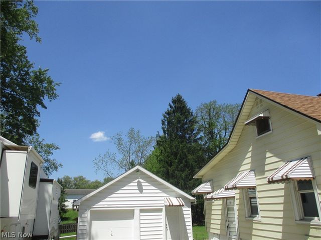 411 Eastlawn Street, Geneva, OH 44041