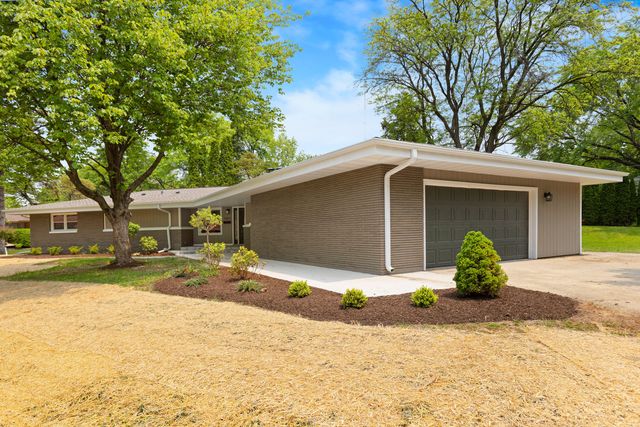 1015 Arden Avenue, Rockford, IL 61107