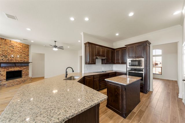 1913 CREEKVIEW Lane, Josephine, TX 75173