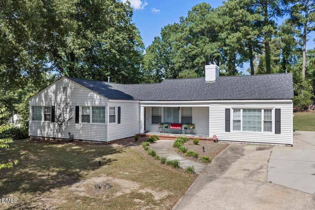 2605 Holloway Street, Durham, NC 27703